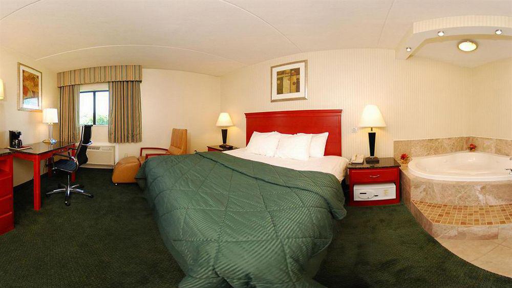 Holiday Inn Express Greencastle, An Ihg Hotel Exterior photo